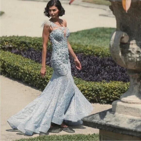 MAC DUGGAL 79264 EMBROIDERED APPLIQU FEATHERED ONE SHOULDER CRYSTAL BLUE GOWN 14 - Picture 2 of 6